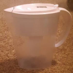 White Brita Pitcher with 3 Filters